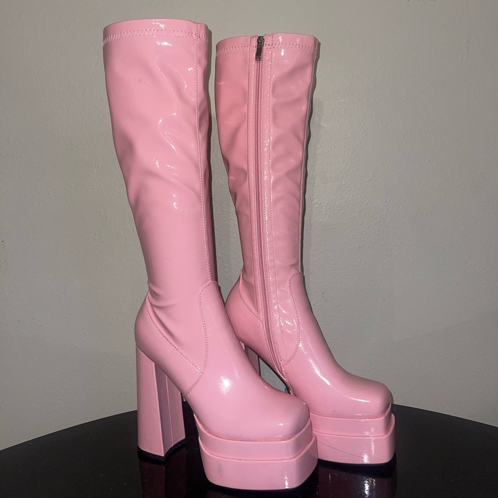 🚫SOLD🚫 WetKiss Barbie Pink Latex Platform Gogo Boots - Bubblegum Pink